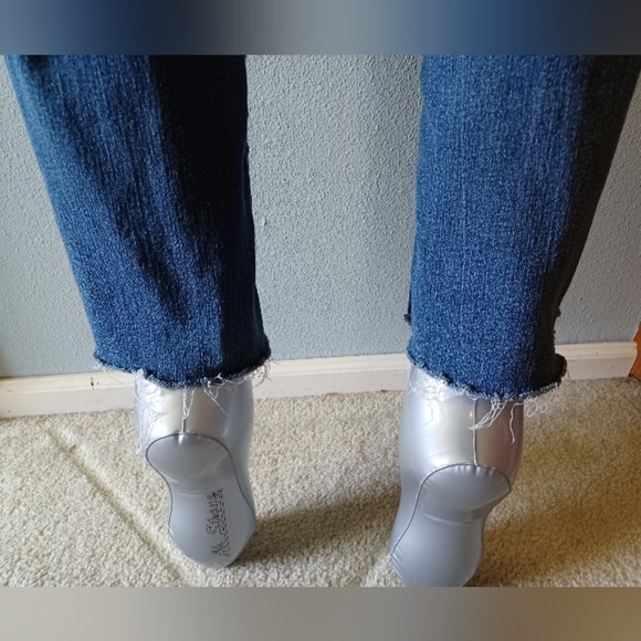 🍒 Levi's Signature Denim Raw Hem Jeans - Picture 5 of 9